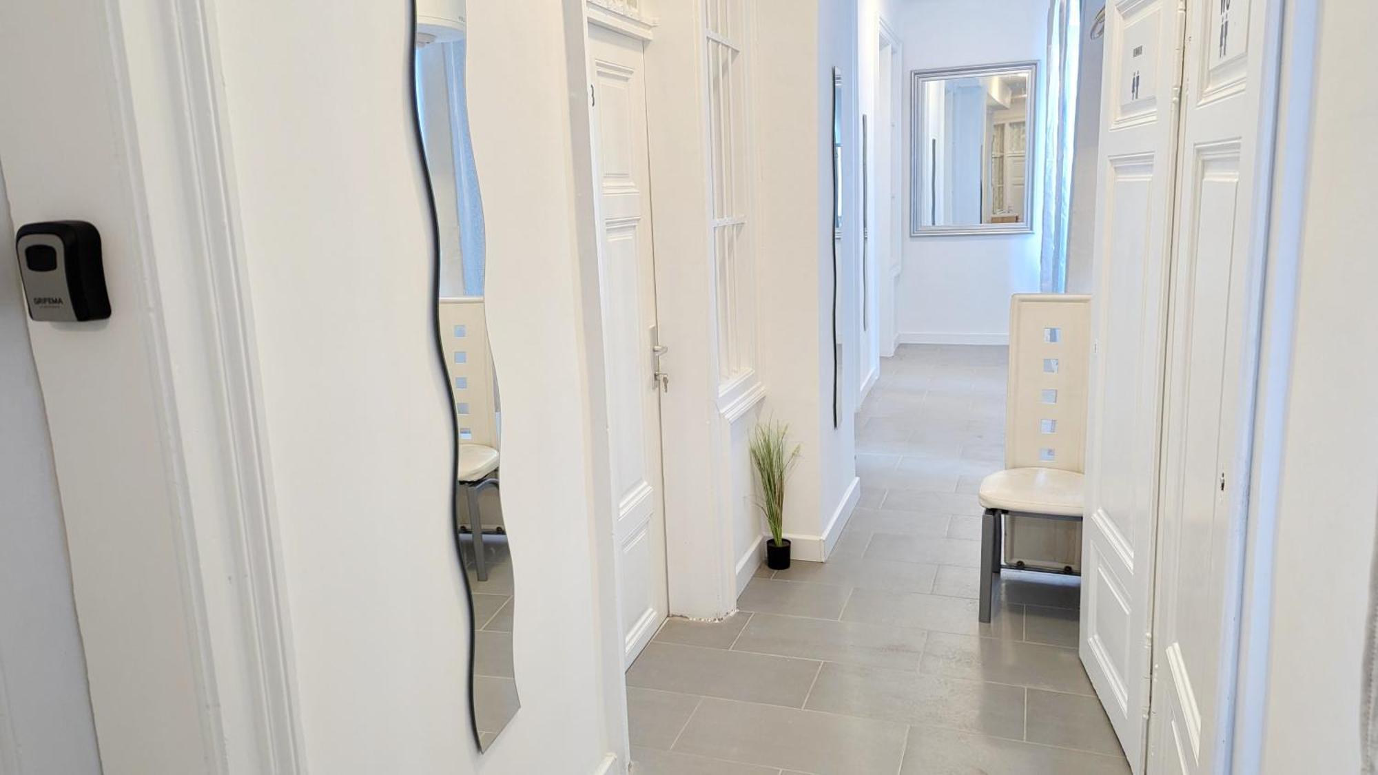 Comfortable In Lugner City Area * Wien