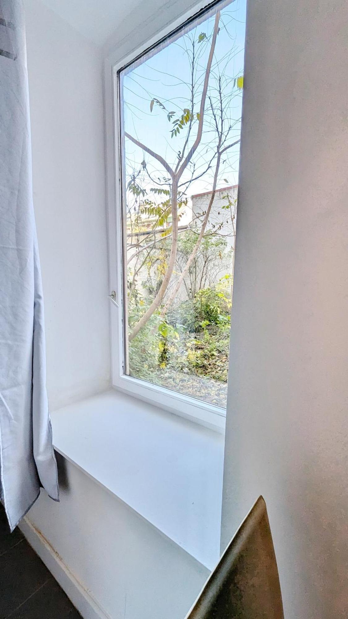 Comfortable In Lugner City Area Homestay